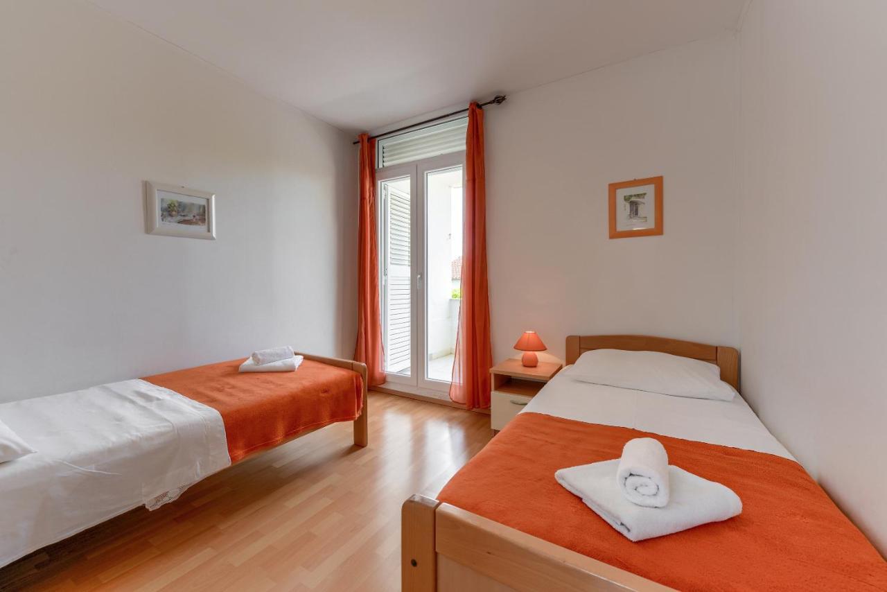 Apartments Andi Петркане Екстериор снимка
