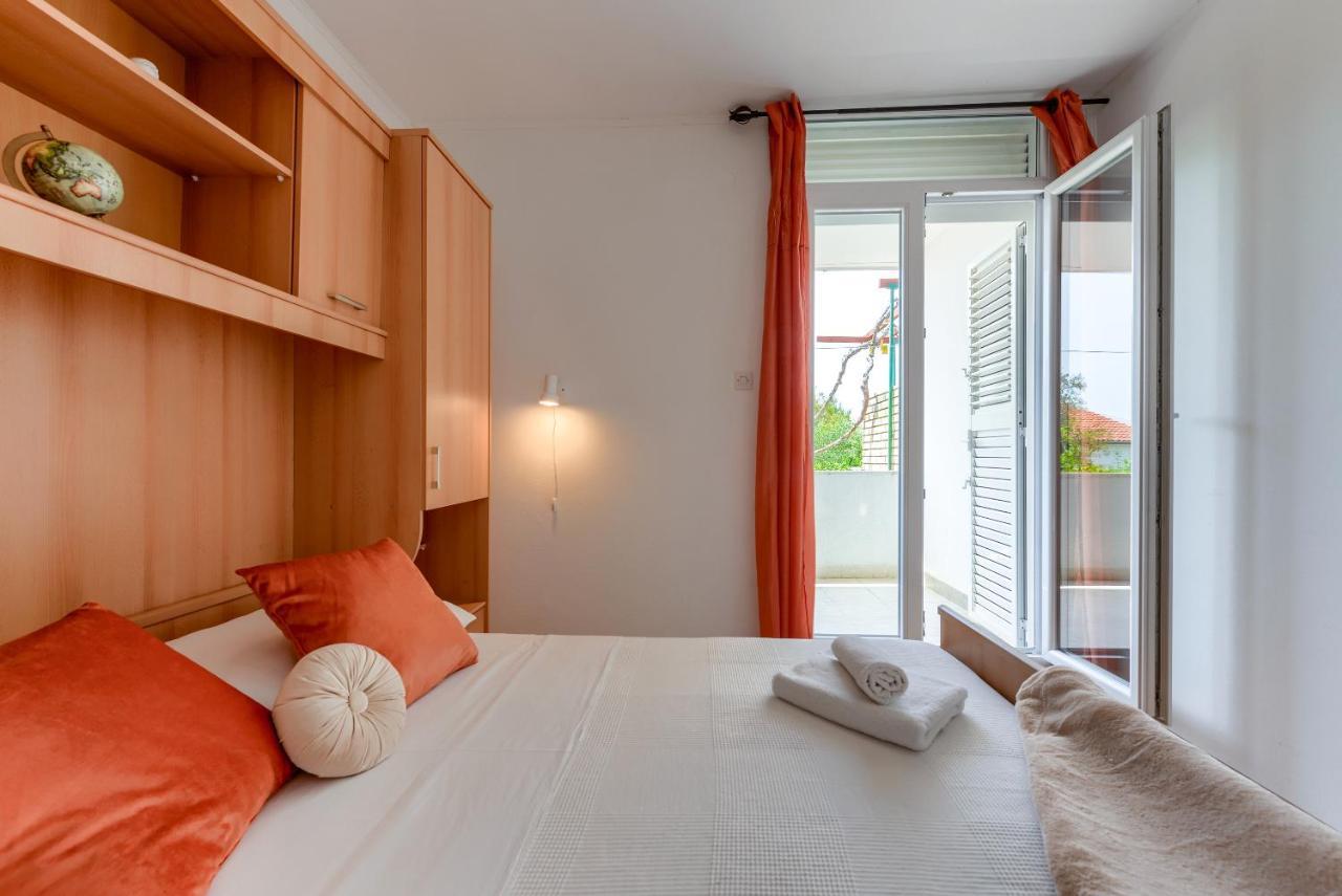 Apartments Andi Петркане Екстериор снимка