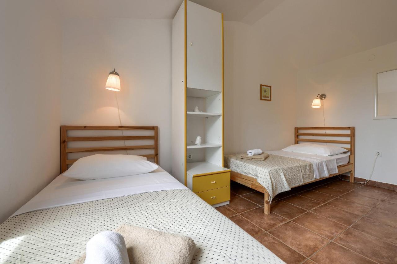 Apartments Andi Петркане Екстериор снимка