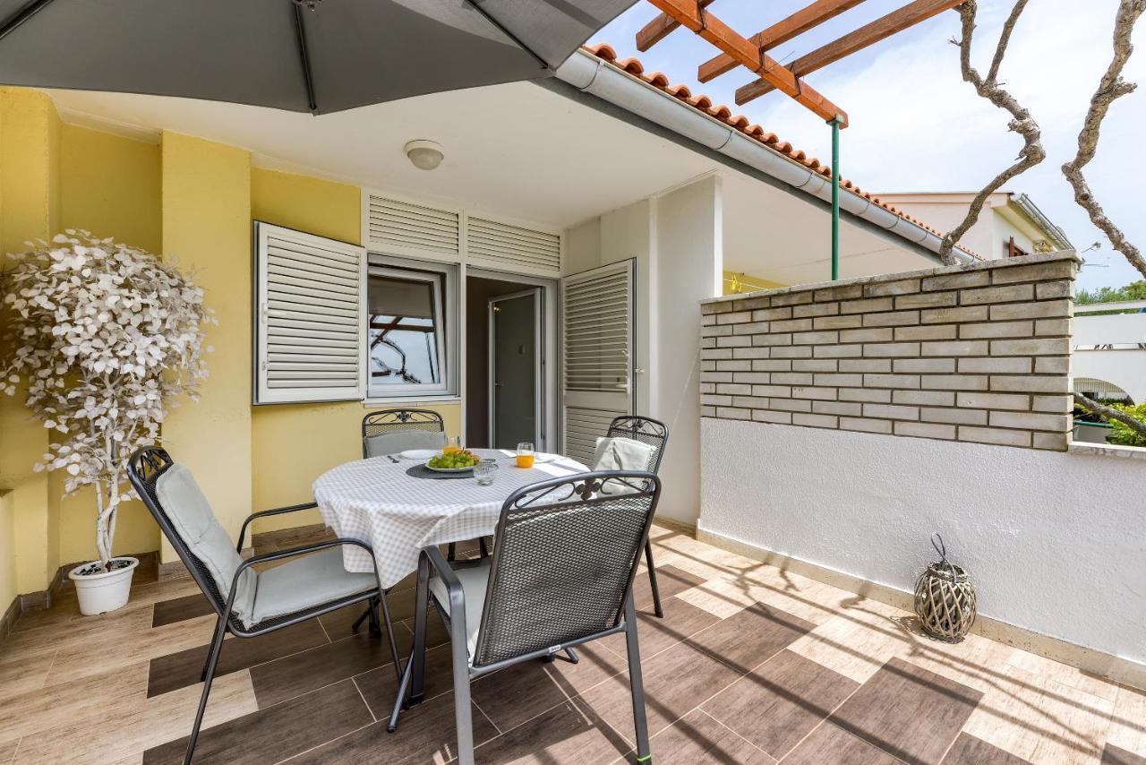 Apartments Andi Петркане Екстериор снимка